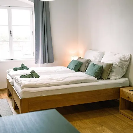 Luxury Pivovarske 게스트하우스 Hradec Králové